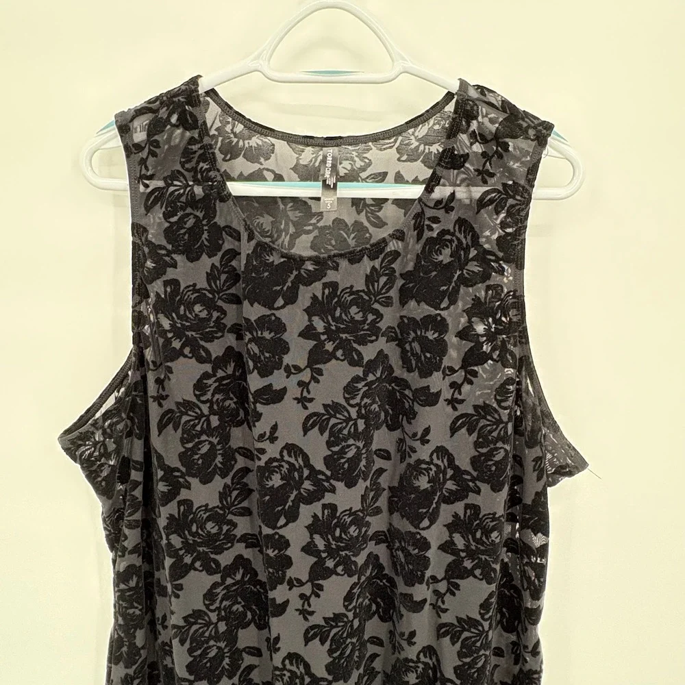 Torrid Curve Black Flocked Velvet Floral Mesh Bodysuit Plus Size 5 Sleeveless - Picture 4 of 12